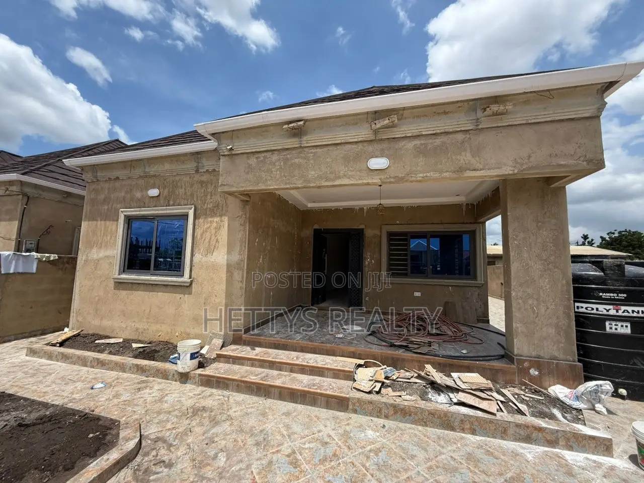 3bdrm House in Ablekuma for sale