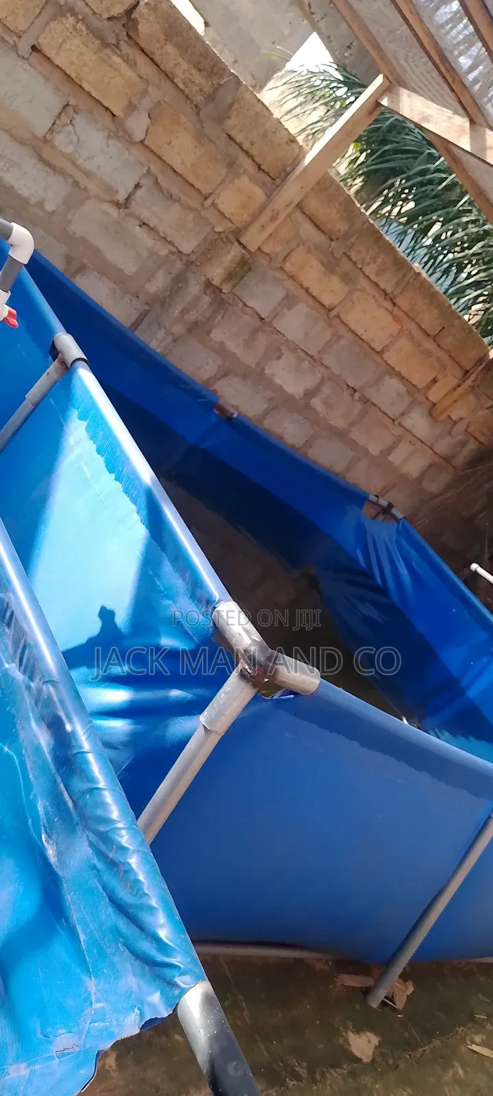 Easy Wash Fish Pond/Tank
