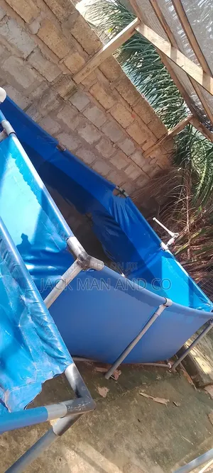 Easy Wash Fish Pond/Tank