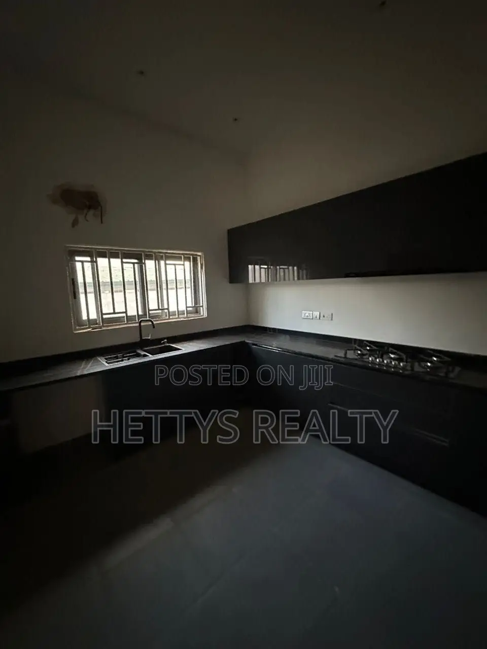 3bdrm House in Oyarifa for sale