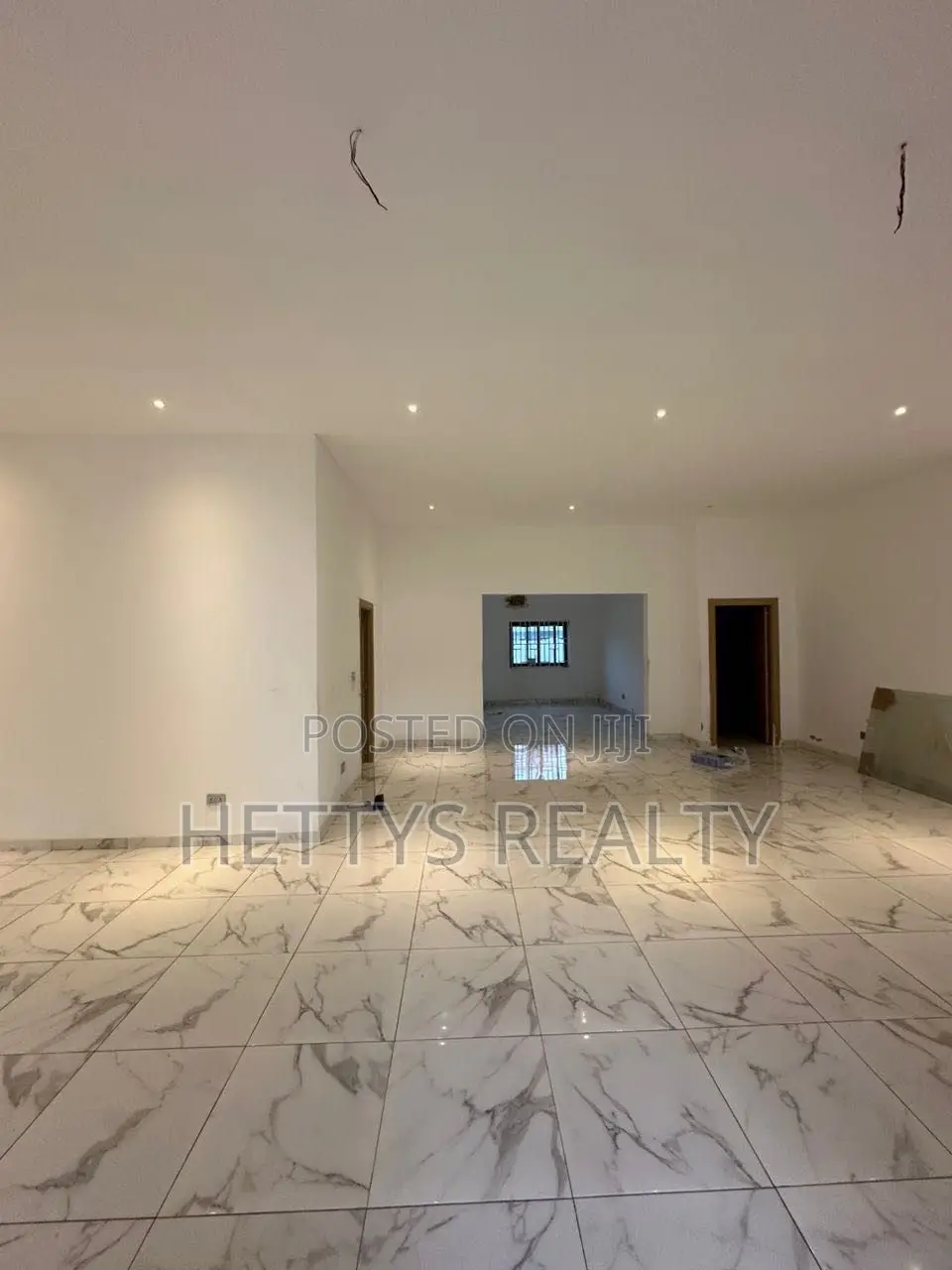 3bdrm House in Oyarifa for sale