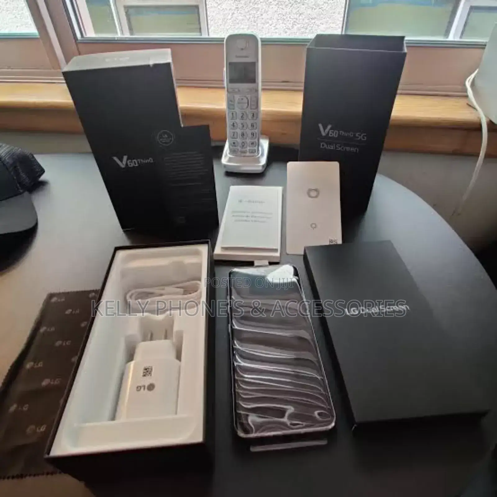 New LG V60 ThinQ 5G UW 128 GB Black