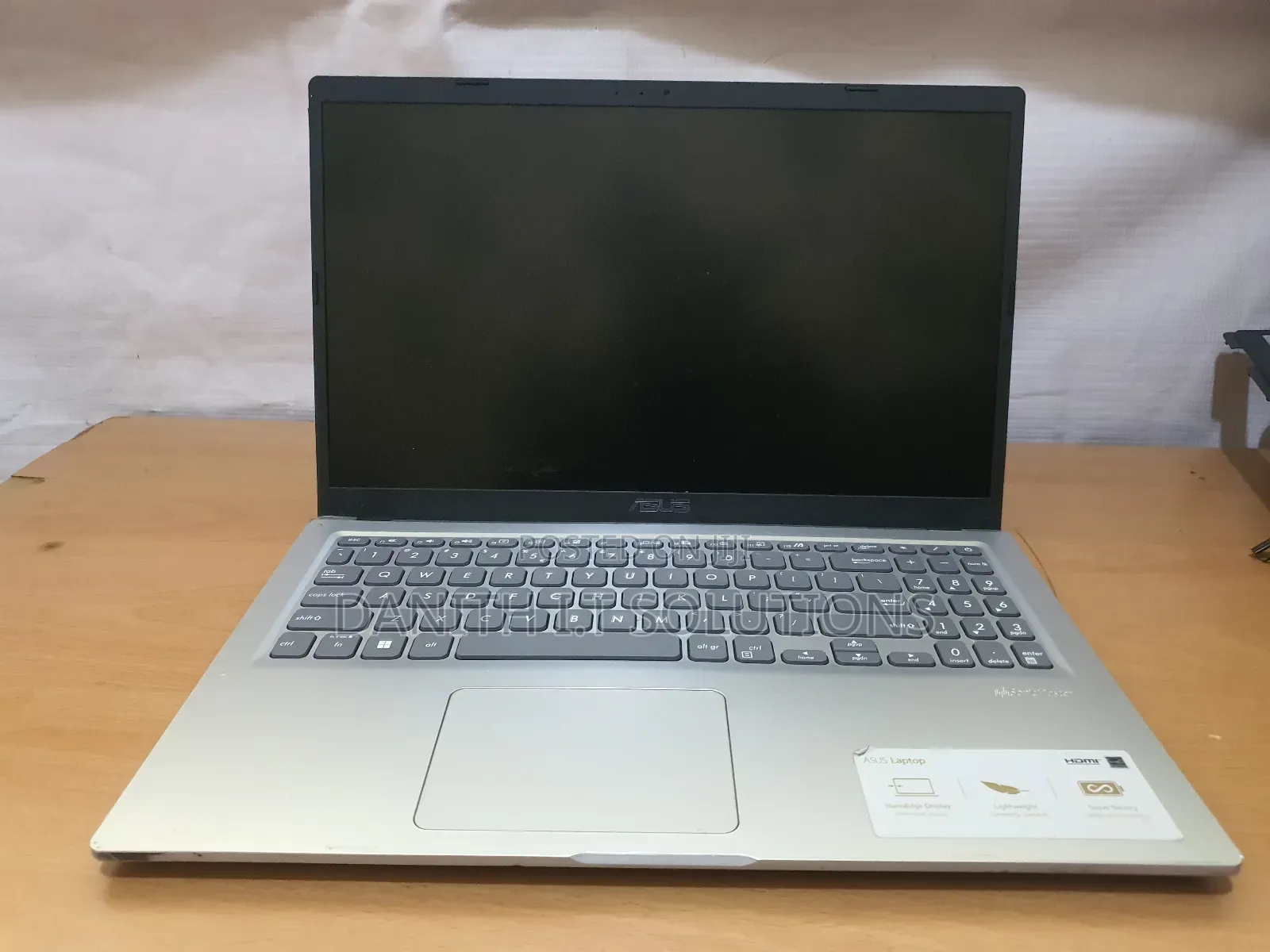 Laptop Asus VivoBook 15 X510UQ 8GB Intel Core I3 SSD 128GB