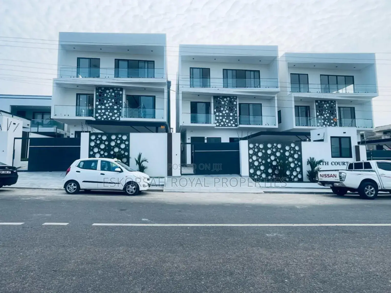 4bdrm House in East Legon for sale