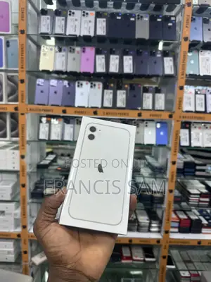 New Apple iPhone 11 64 GB White