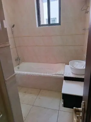 4bdrm House in Achimota for rent