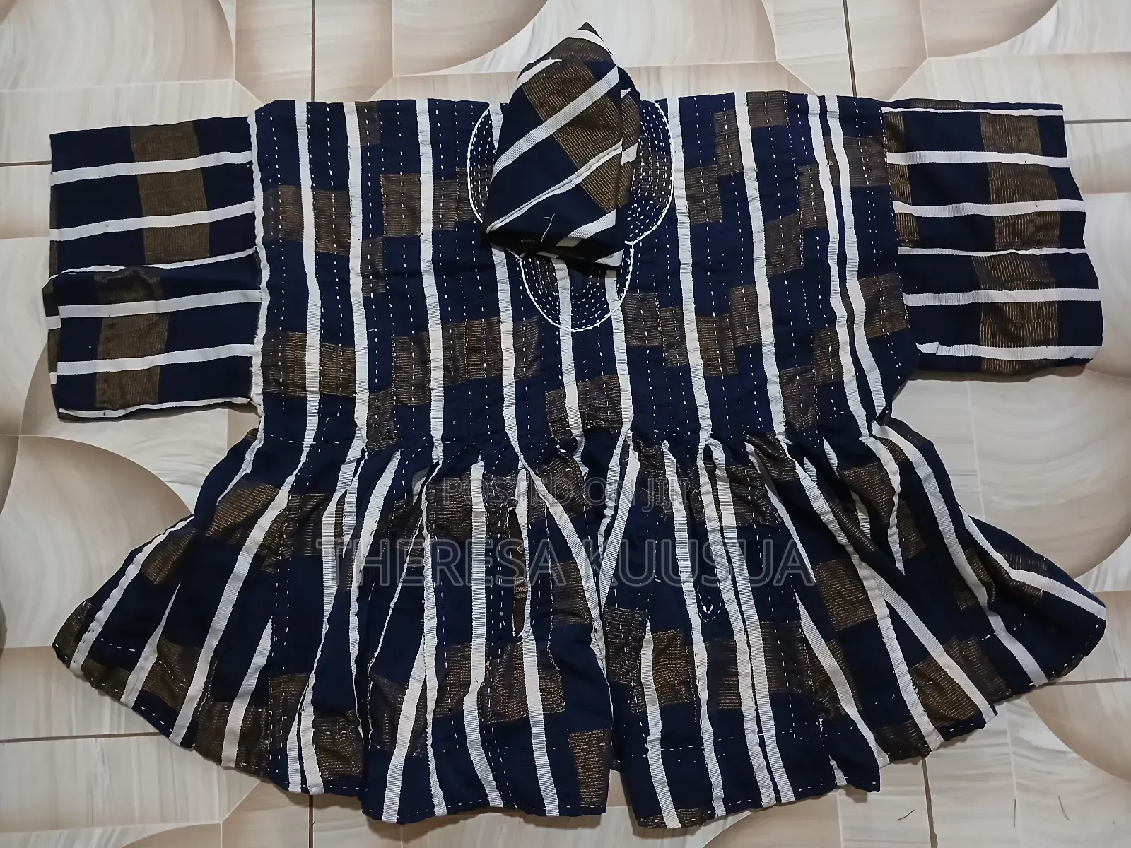 Gorgeous Northern Smock, Elegance in the Northern
