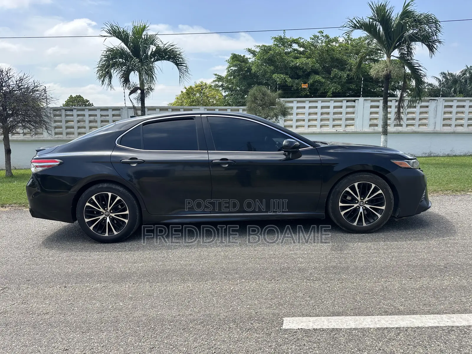 Toyota Camry 2019 Black
