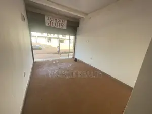 Store for Rent at Bortianor, Aplaku.
