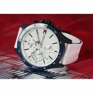 Tommy Hilfiger; Model Number: