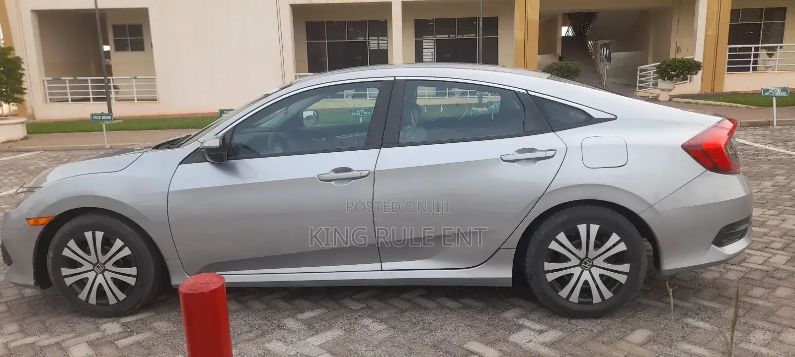 Honda Civic LX 2dr Coupe (2.0L 4cyl) 2017 Gray
