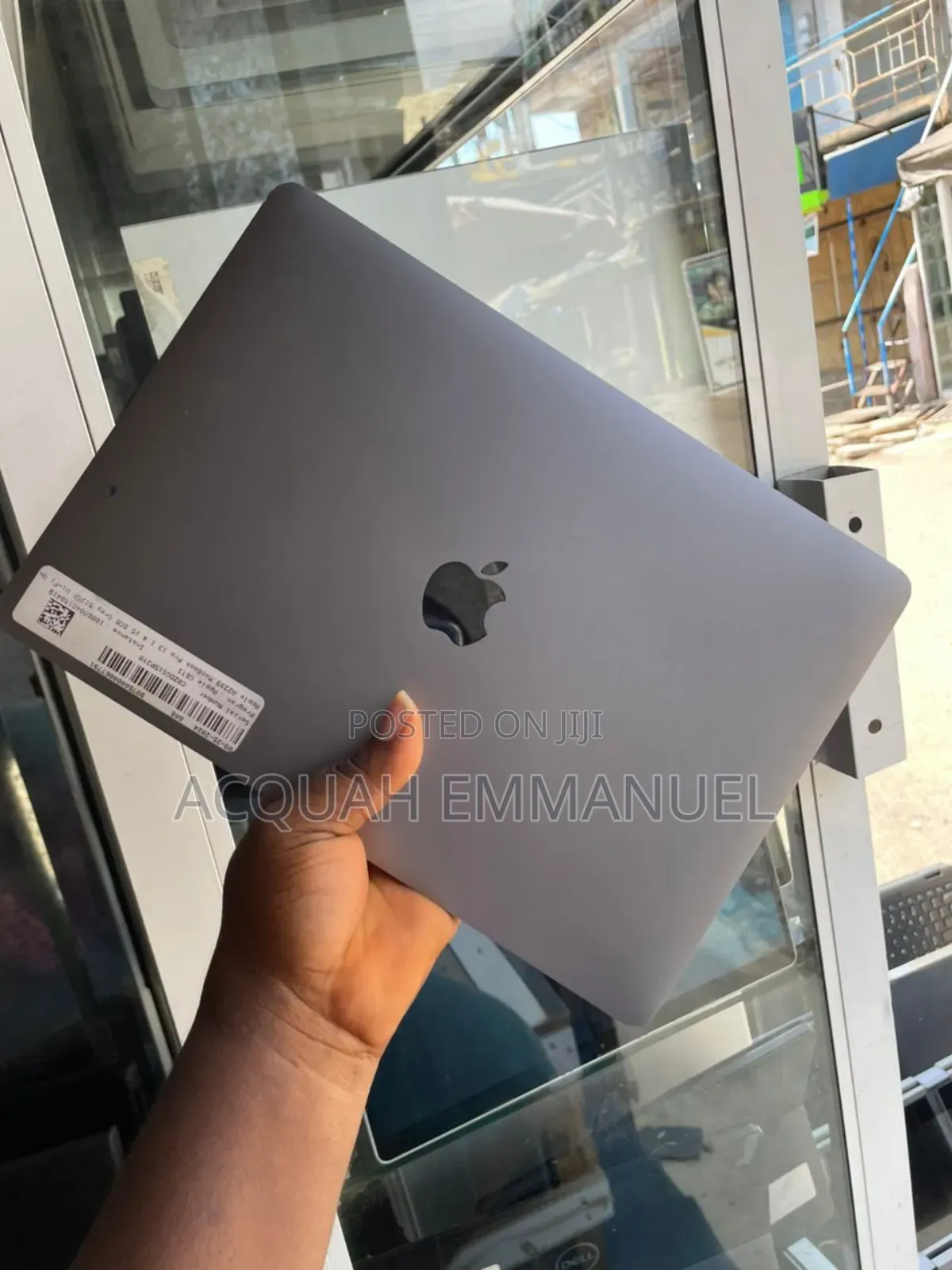 Laptop Apple MacBook 2020 8GB Intel Core I5 SSD 512GB