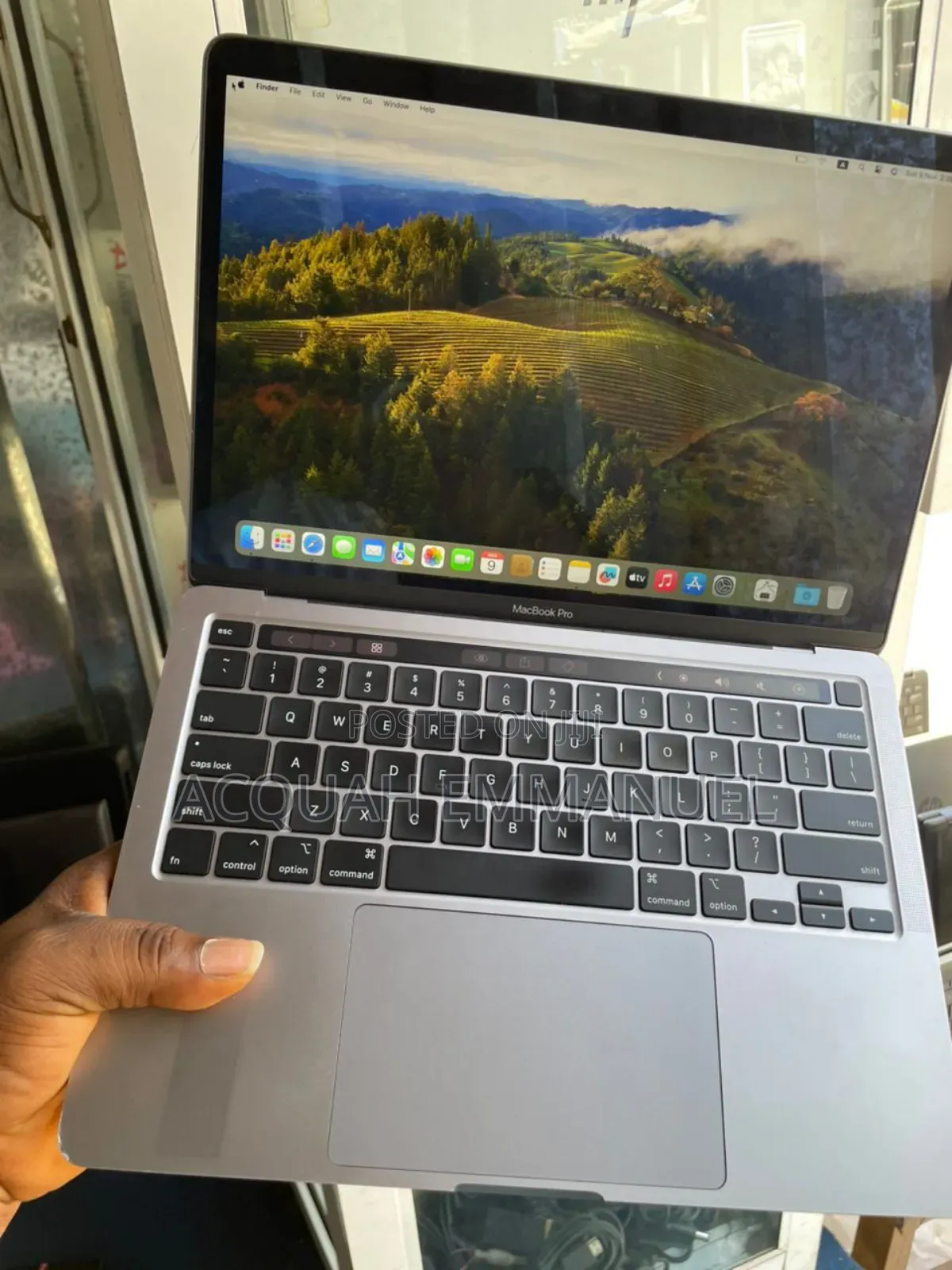 Laptop Apple MacBook 2020 8GB Intel Core I5 SSD 512GB