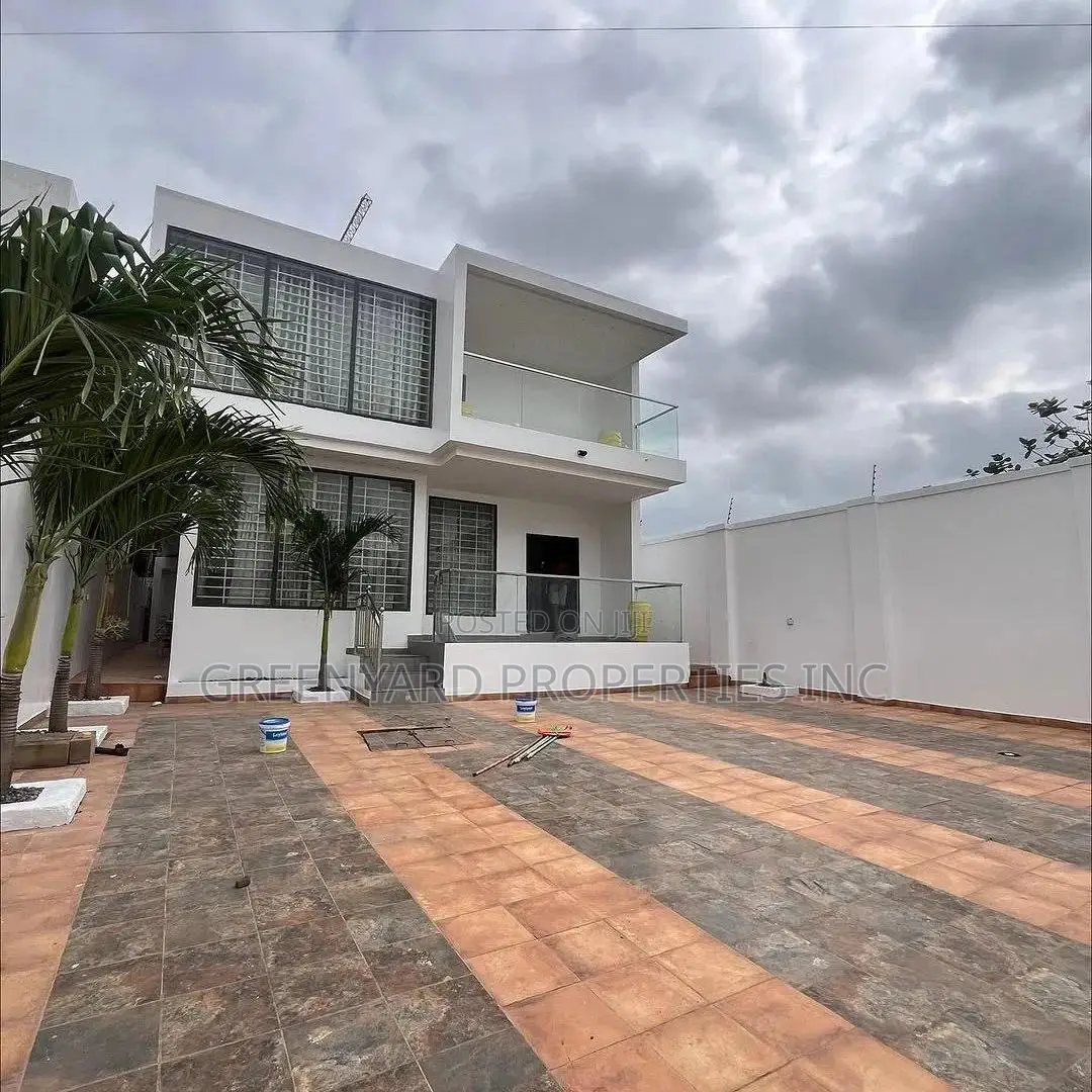 4bdrm House in East Legon for rent