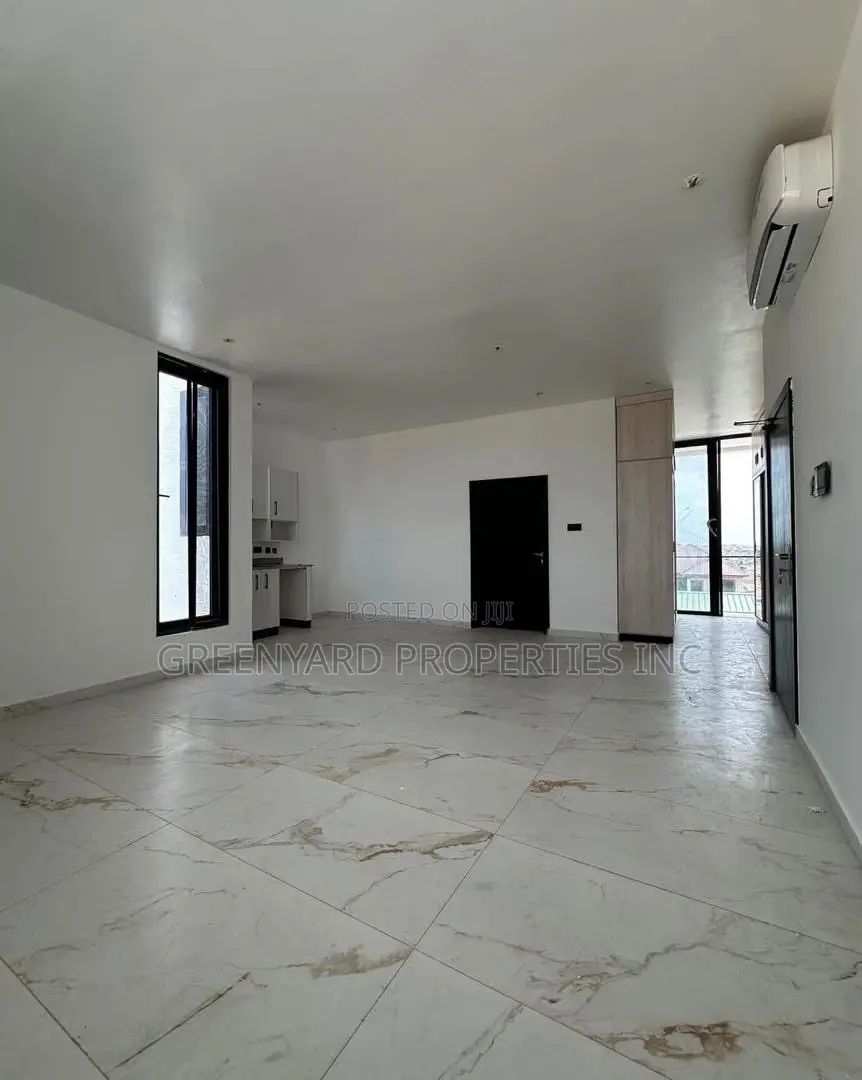 5bdrm House in Adjiringanor, East Legon for sale