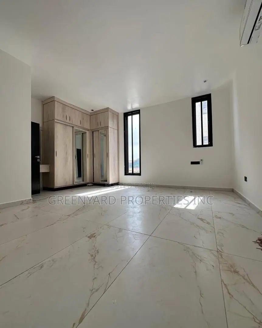 5bdrm House in Adjiringanor, East Legon for sale
