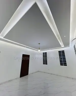 3bdrm House in Hills, East Legon for sale