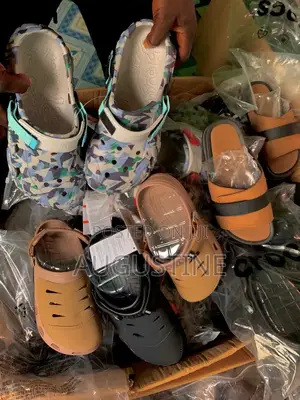 Crocs Leather