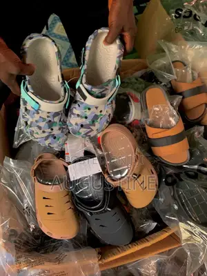 Crocs Leather