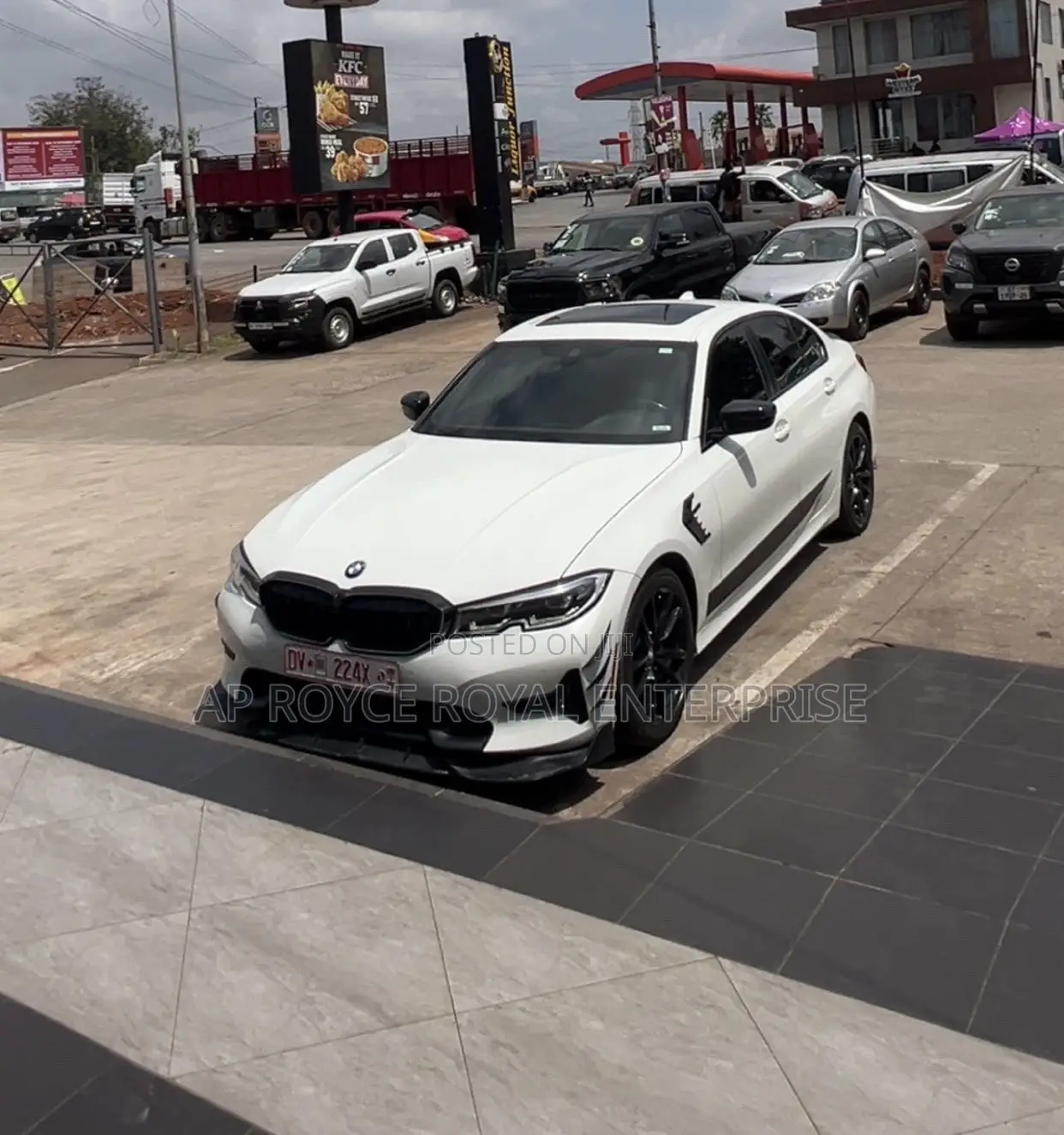 BMW 330i 2020 White