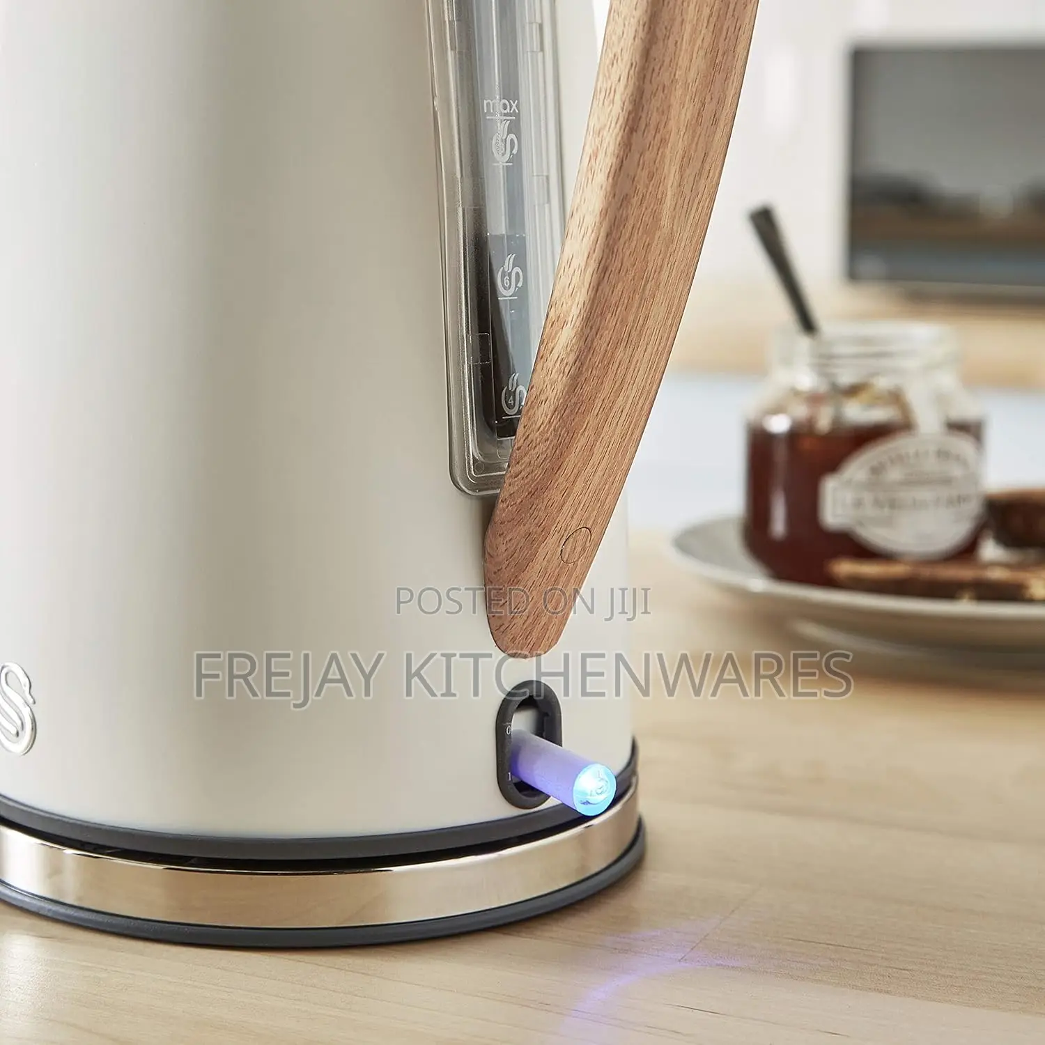 Swan 1.7l Nordic Cream Kettle