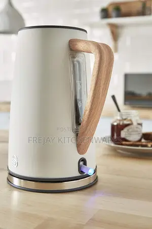Swan 1.7l Nordic Cream Kettle