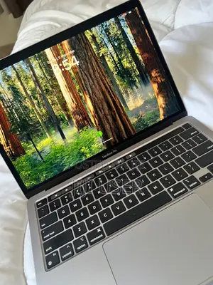 Laptop Apple MacBook Pro 2020 M1 16GB Apple M1 SSD 1T