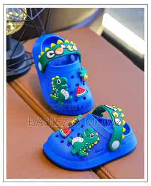 Soft Cartoon Kids Clogs – Lightweight Anti-Slip Shoes