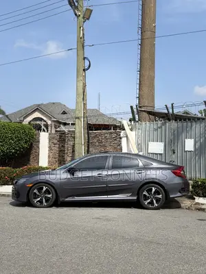 Honda Civic Touring 4dr Sedan (1.5L 4cyl) 2016 Gray