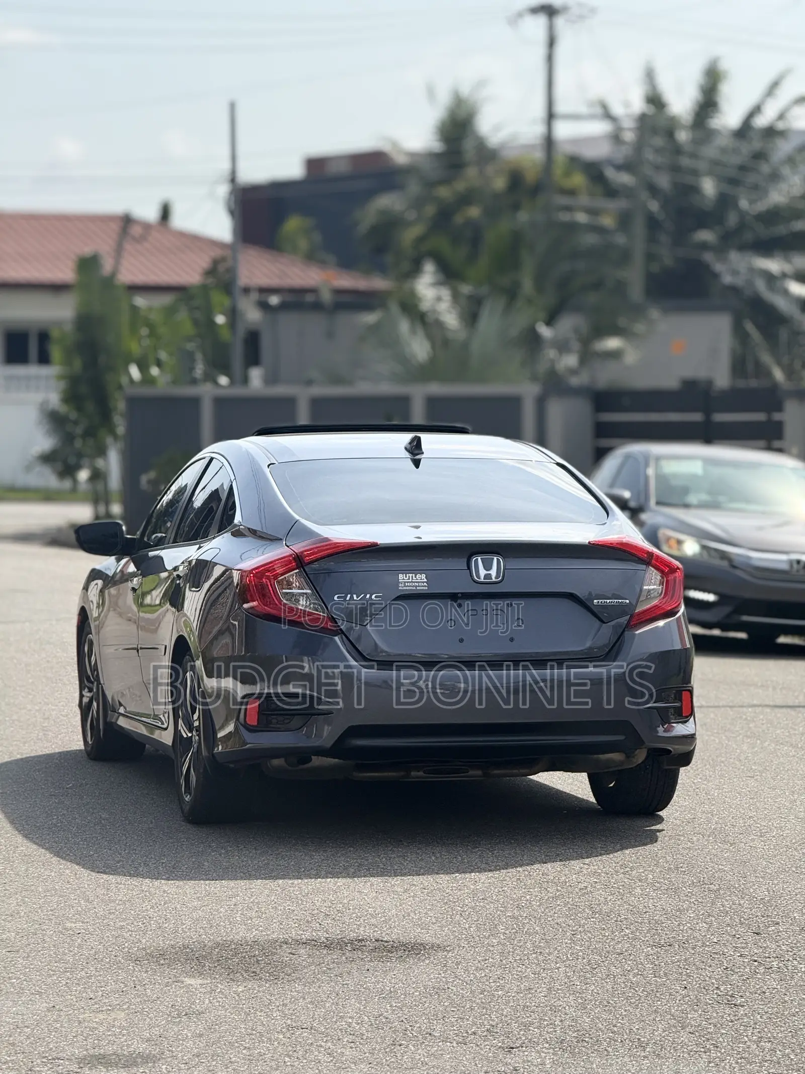 Honda Civic Touring 4dr Sedan (1.5L 4cyl) 2016 Gray