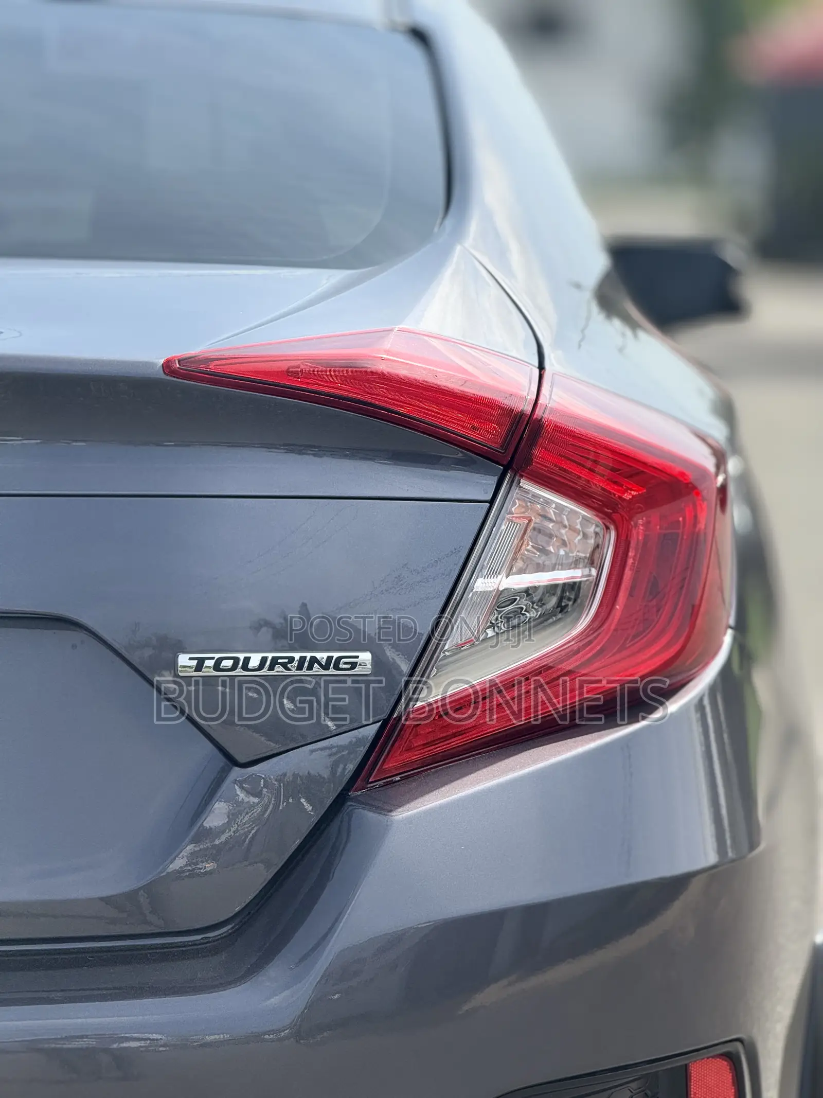 Honda Civic Touring 4dr Sedan (1.5L 4cyl) 2016 Gray
