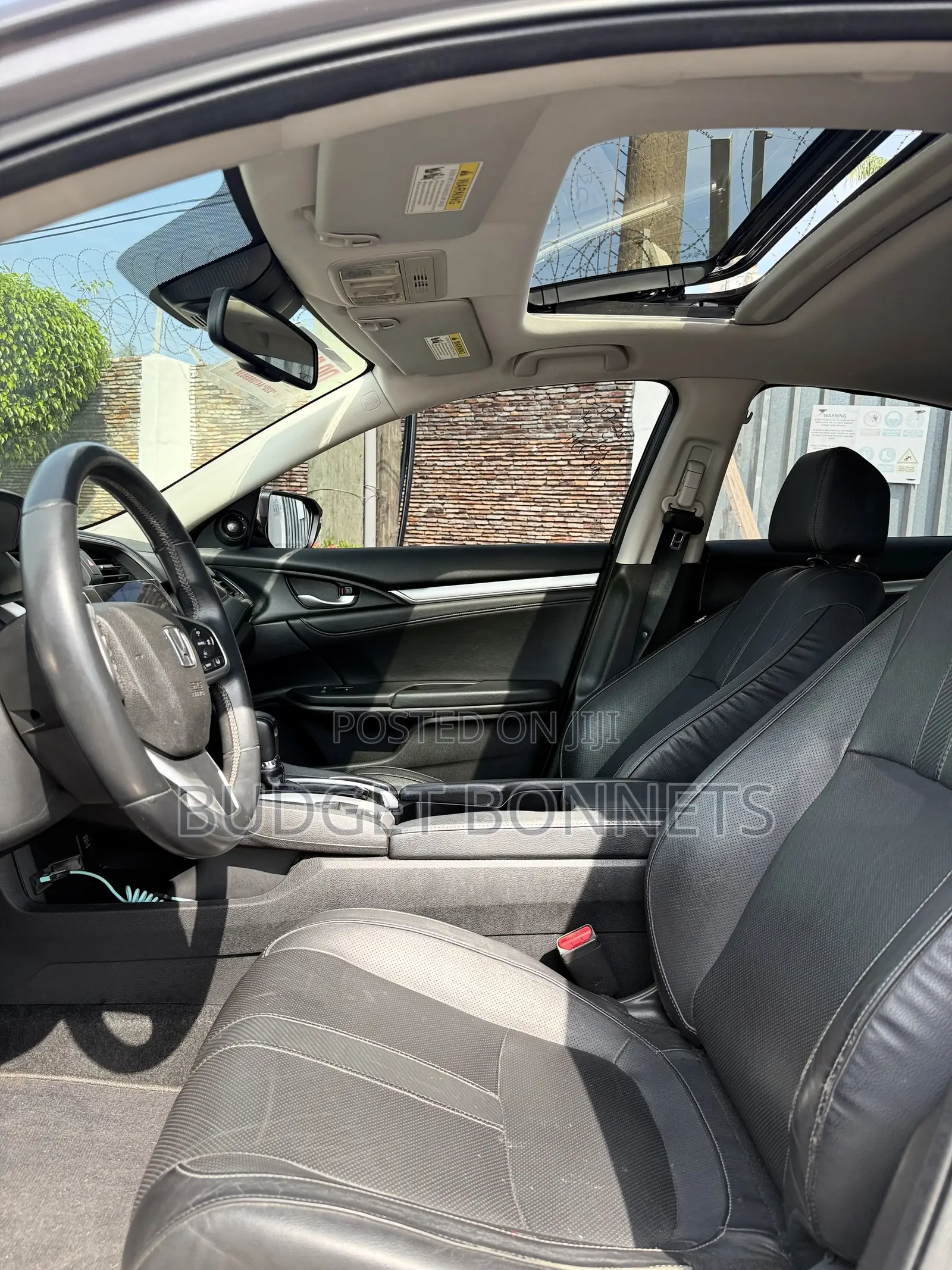 Honda Civic Touring 4dr Sedan (1.5L 4cyl) 2016 Gray
