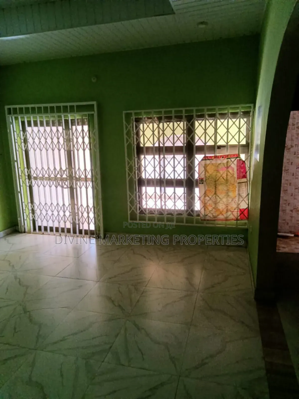 5bdrm Block of Flats in Agape Sda, Ablekuma for sale