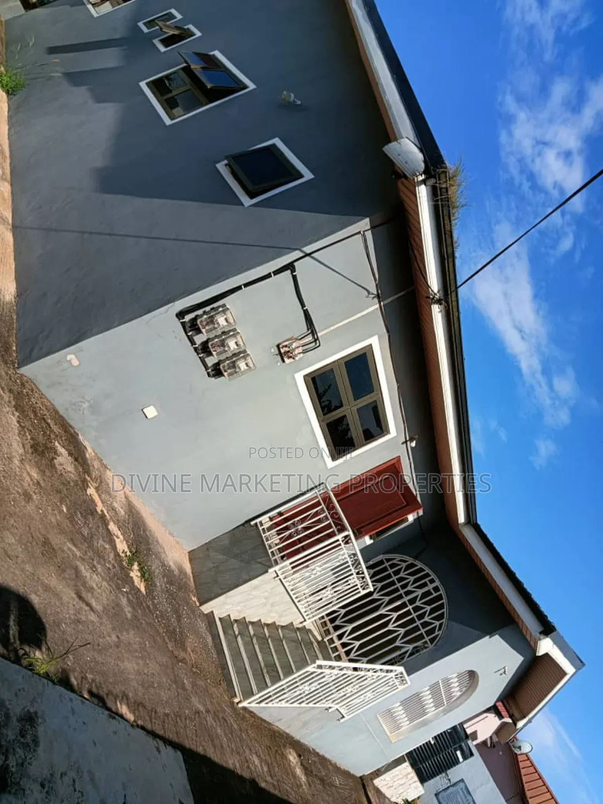 5bdrm Block of Flats in Agape Sda, Ablekuma for sale