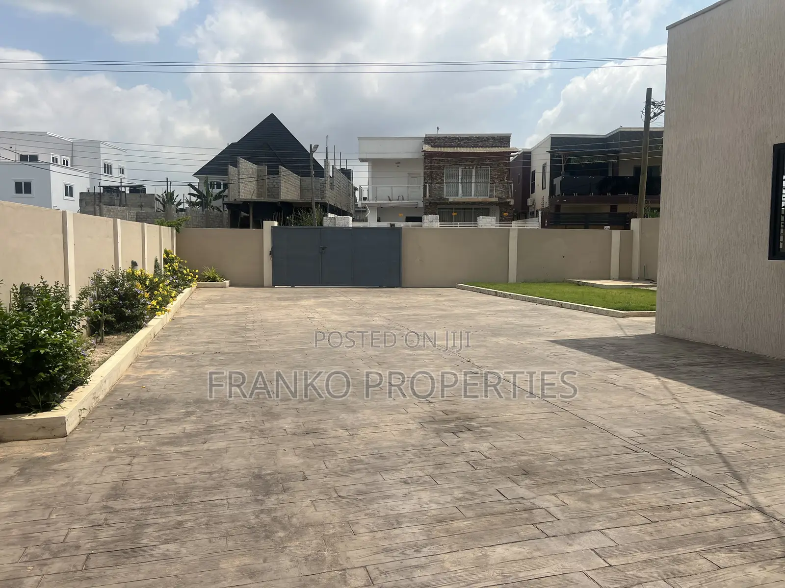 3bdrm House in Franko Properties, Lake Side Estate for sale