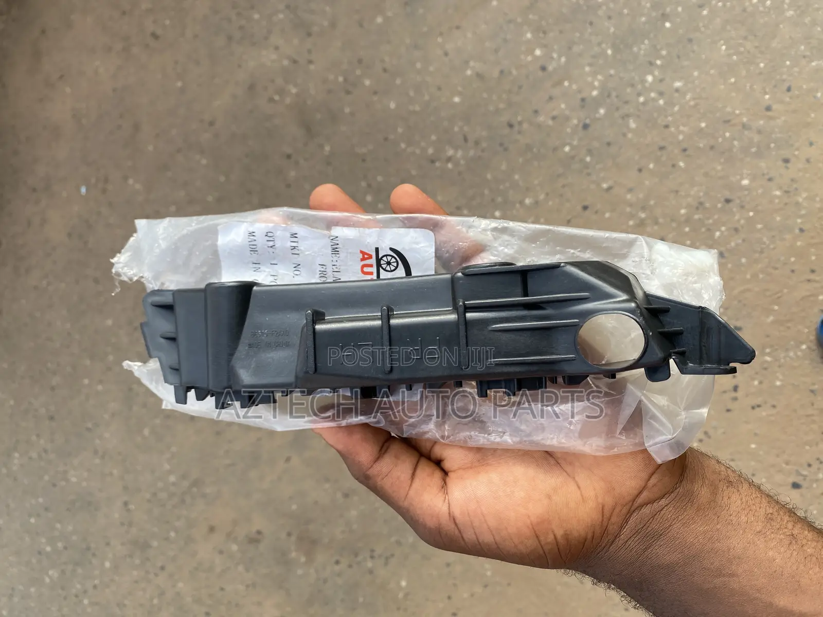 Elantra 2019,2020 Front Bumper Locker/ Fender Locker