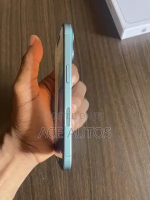 New Apple iPhone 16 128 GB Green