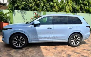 Li Auto One 2022 Blue