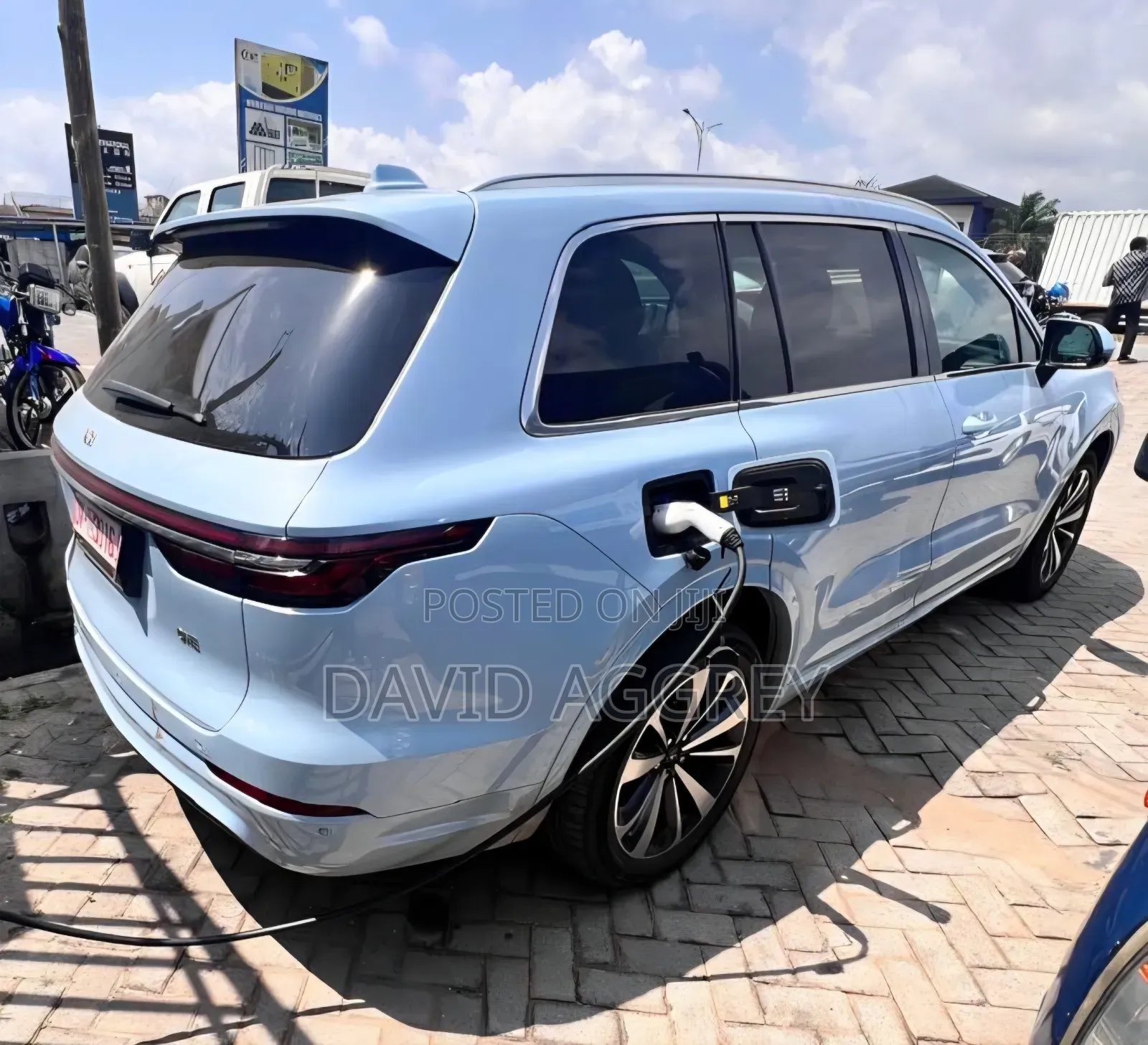 Li Auto One 2022 Blue