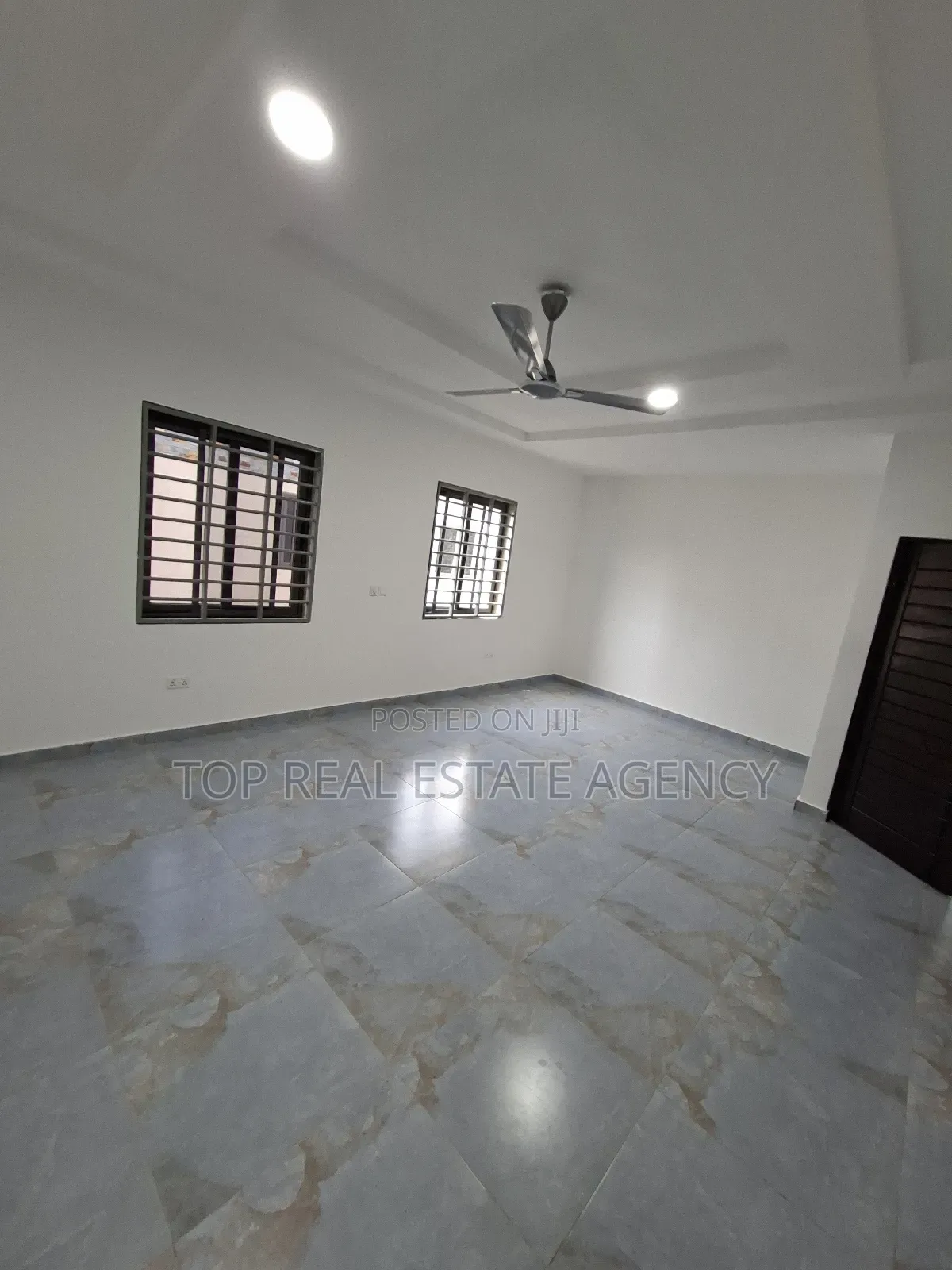 3bdrm Duplex in ,, Dome Goil for sale