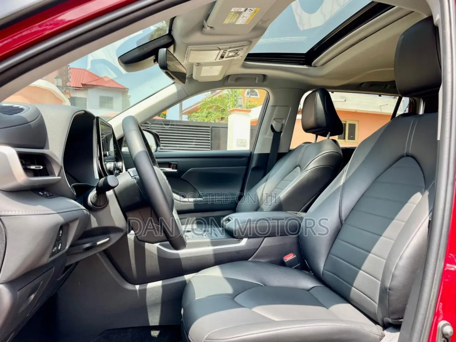 Toyota Highlander XLE AWD 2023 Red