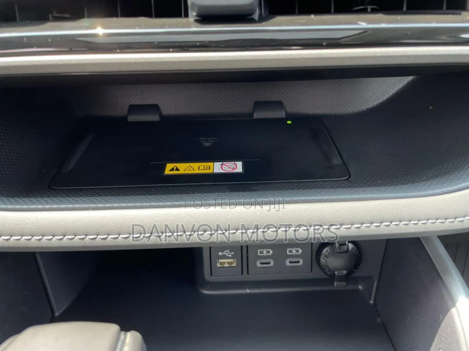 Toyota Highlander XLE AWD 2023 Red