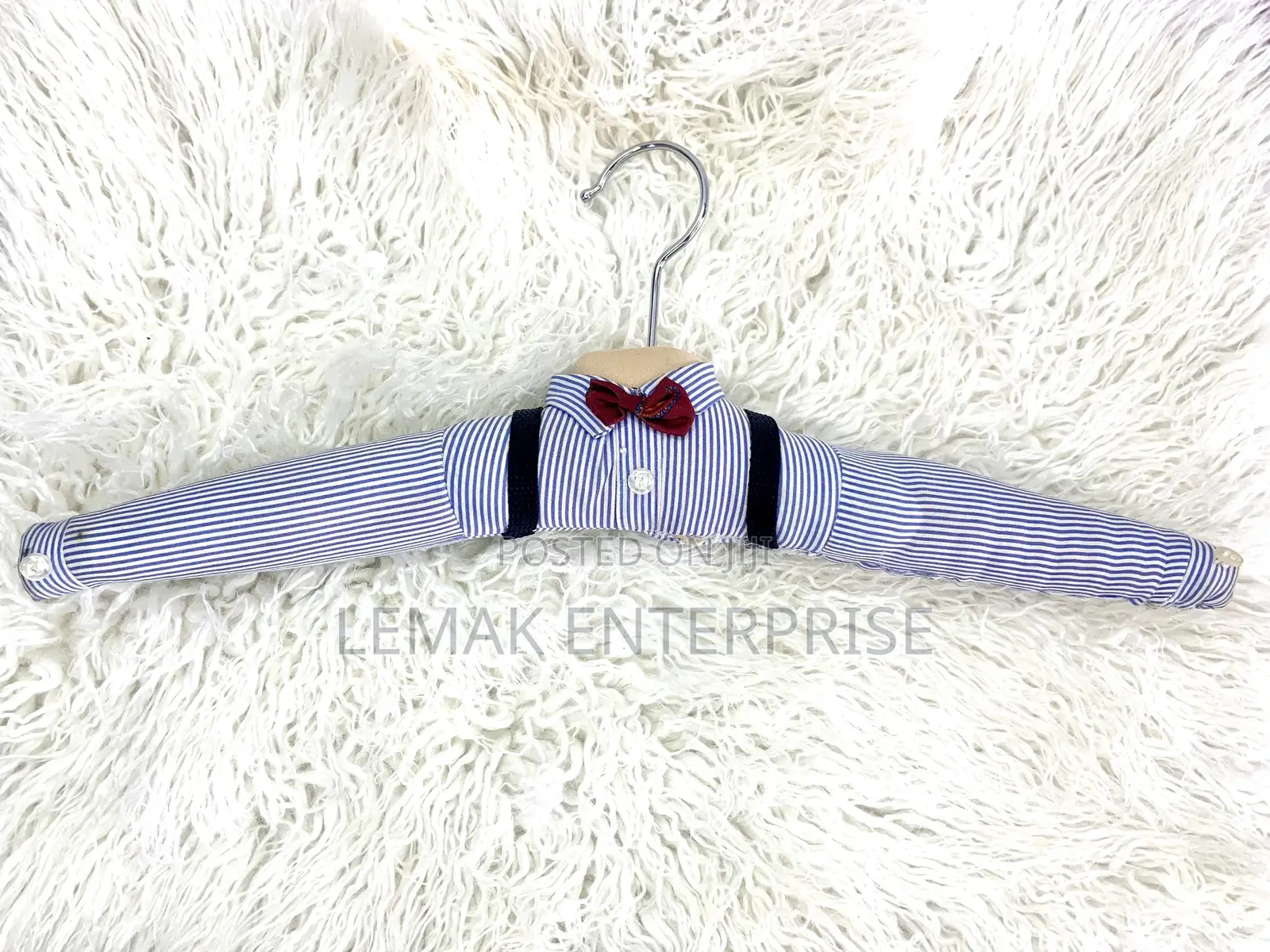 Quality Luxury Clothes Hanger With Designs