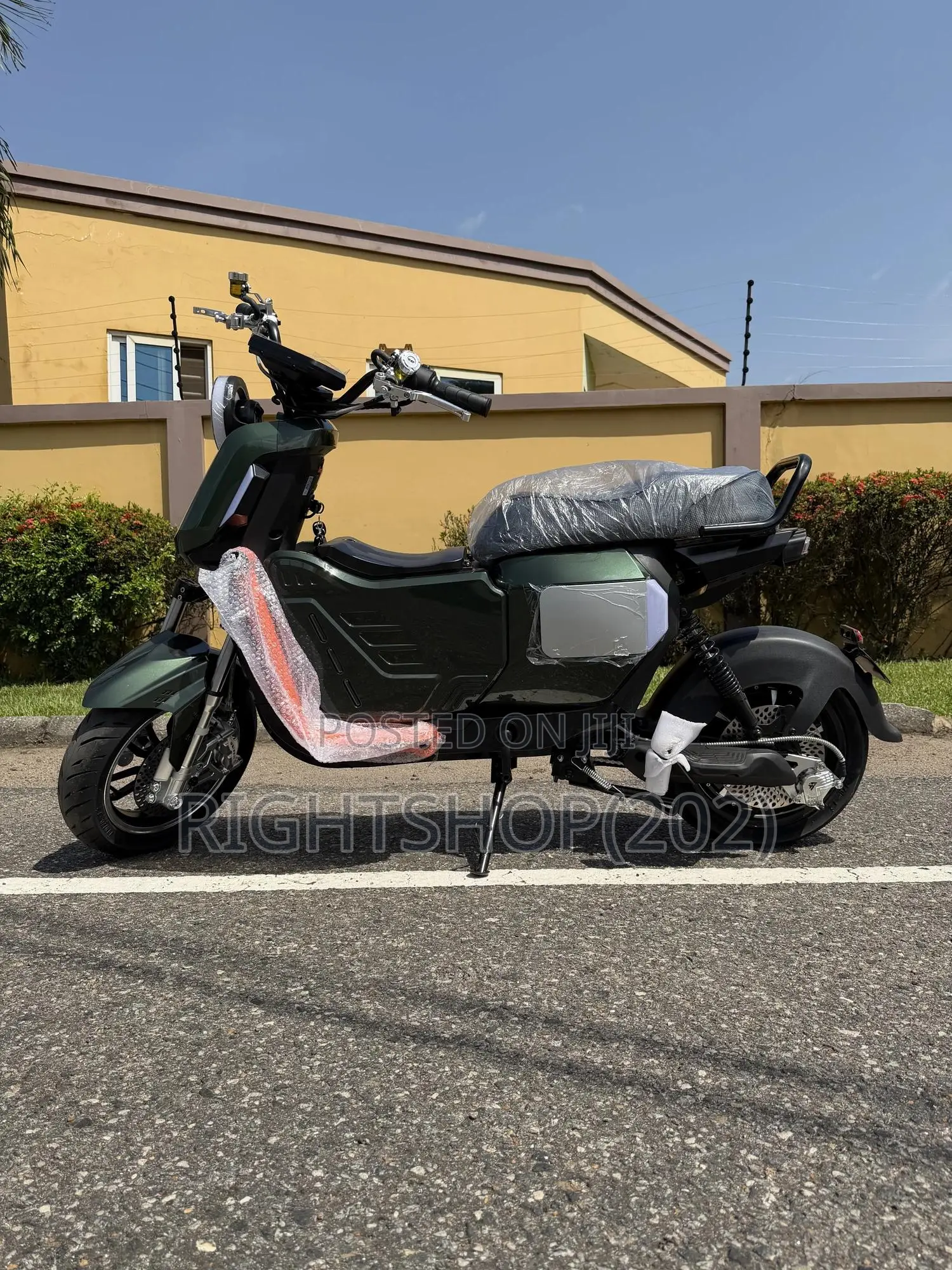 New Motorcycle 2025 Green