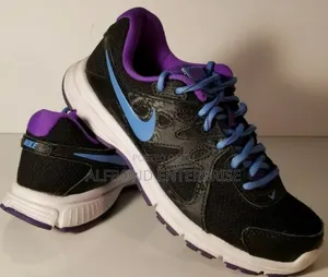 Nike Revolution 2 Women Running Shoes Women’S Size 8.5 Us