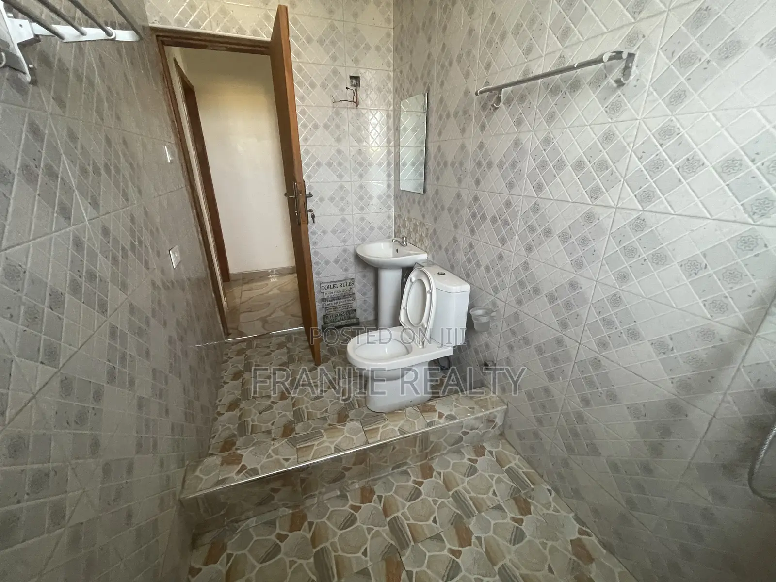 2bdrm Apartment in Franjie Realty, Tetegu for rent