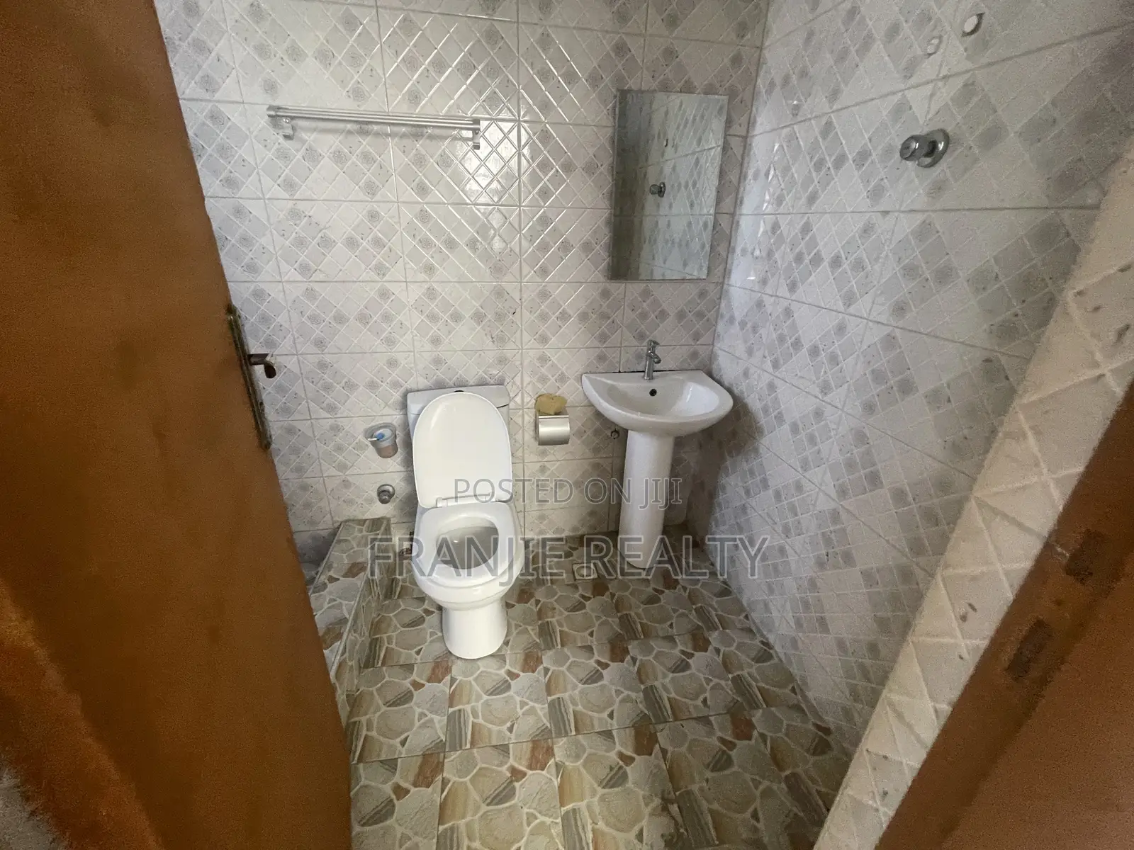 2bdrm Apartment in Franjie Realty, Tetegu for rent