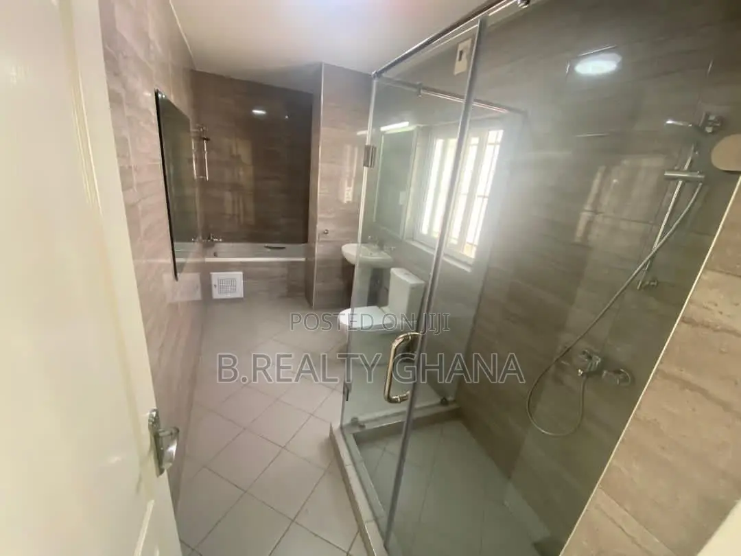 4bdrm House in Coco Palms, Cantonments for rent