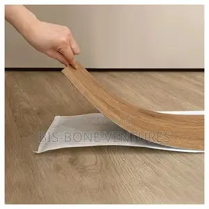 Sticker Flooring (152.4mm X 914.4mm X1.5mm)