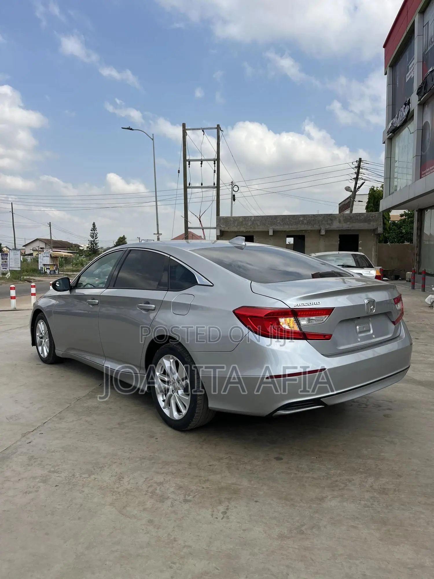 Honda Accord LX 2018 Silver